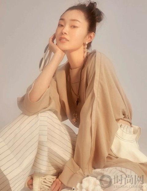 刘大锤最新爆料宋轶视频,神秘片段引网友热议 第3张 刘大锤最新爆料宋轶视频,神秘片段引网友热议 第3张